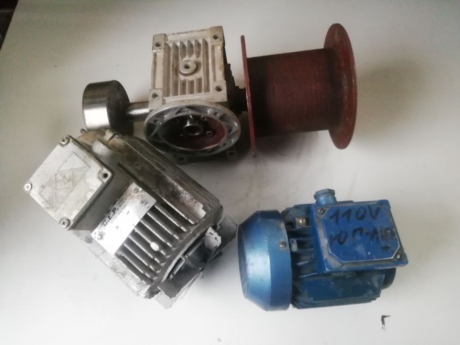 Редуктор   електродвигатель электро електро двигателя