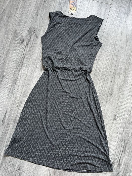 Elastyczna letnia sukienka nowa moshiki roz s