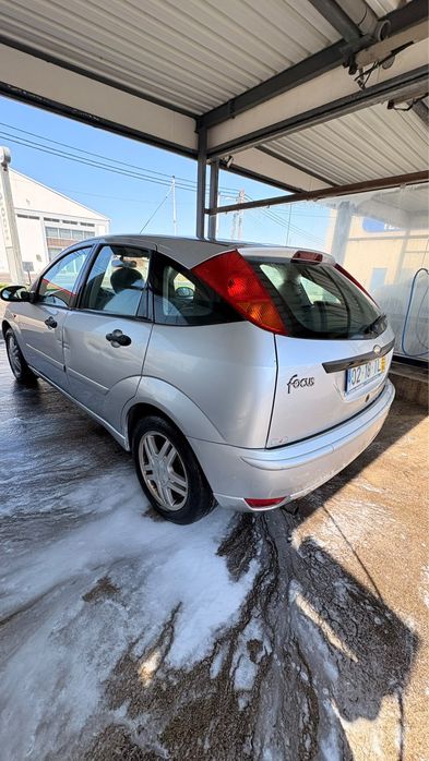Ford focus de 2002 — photo 4