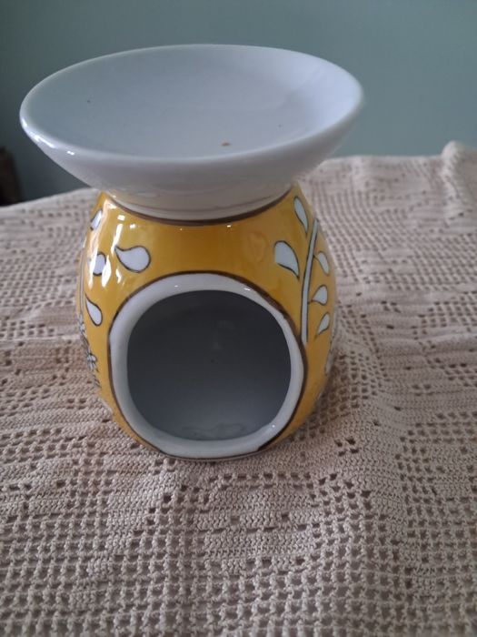 Queimador de óleos essenciais em cerâmica