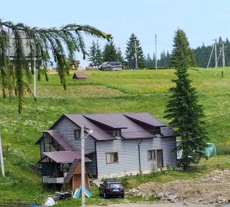 Продаж половини  будинку в Карпатах, Івано-франківська область, с.Яблуниця Буковель