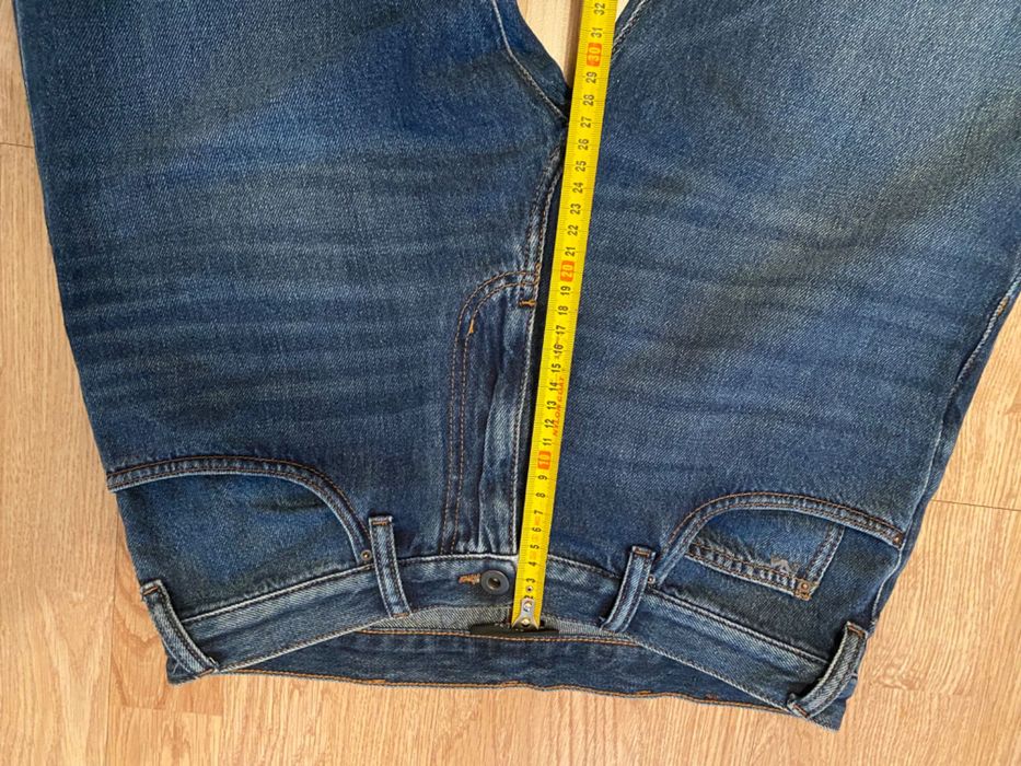 Джинсы Armani 32