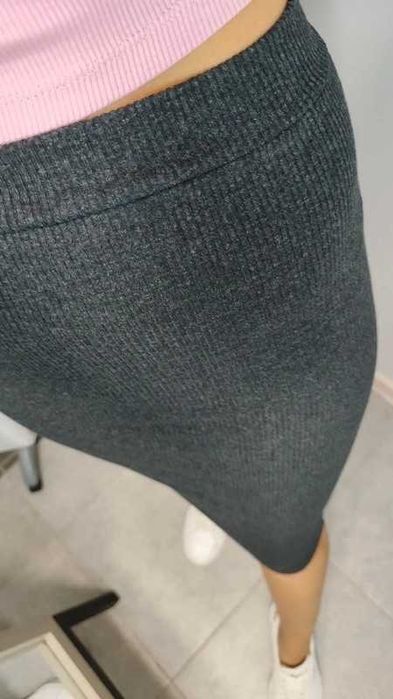 Spódnica spódniczka ołówkowa 36 S 34 XS bawełna prążek grafit szara