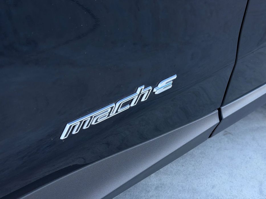 Ford Mustang Mach-E AWD