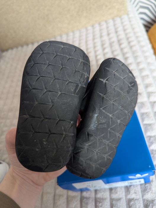 Босоніжки, сандалі adidas дитячі
