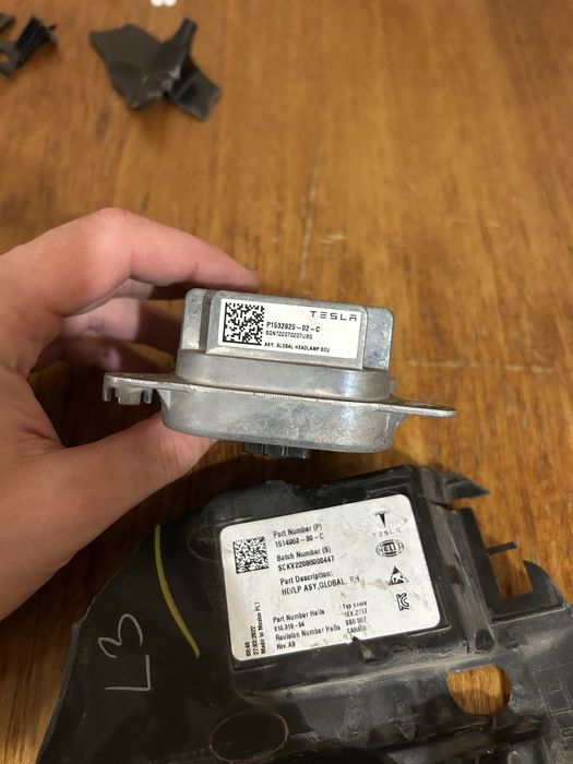Блок керування фари Tesla model 3 / Y 1532925‑02‑C рестайлінг
