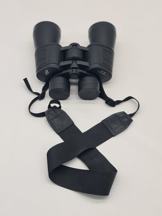 Binóculos com estojo e protecção 10x50