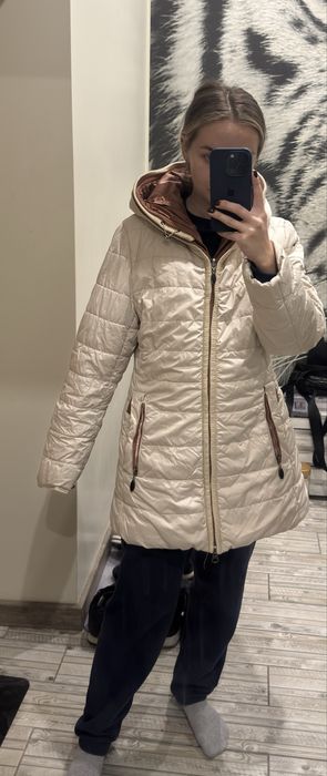 Куртка жіноча пуховик