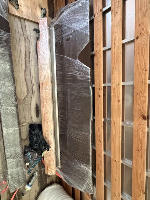 Cama de casal em boas condiçoes