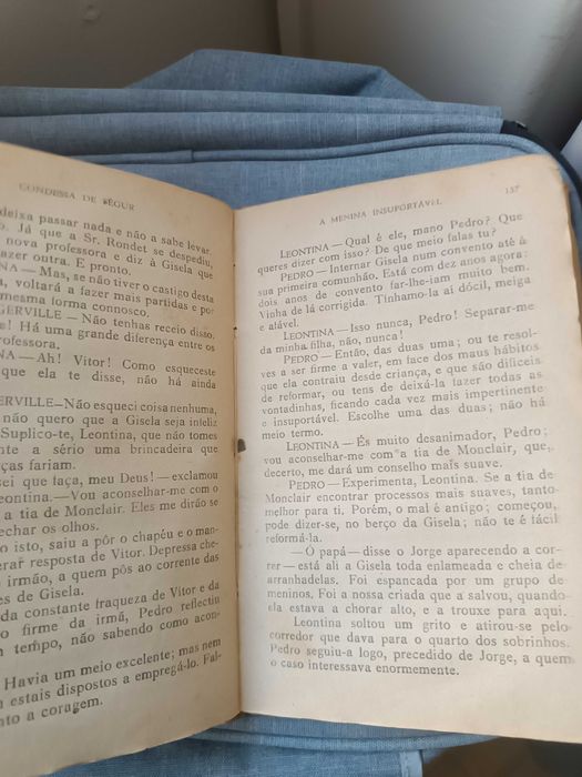 Livro infantil antigo