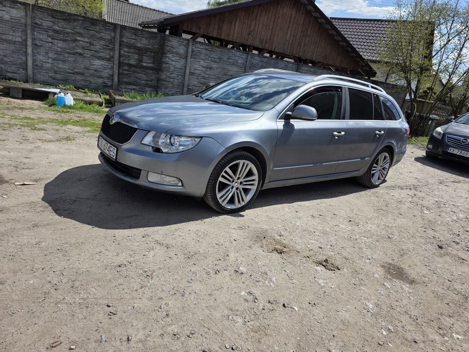 Skoda super b  2