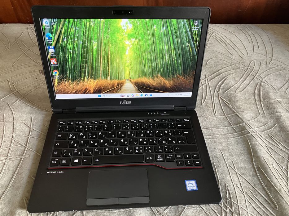 Ноутбук Fujitsu Lifebook U729 i3-8145U  SSD 256GB