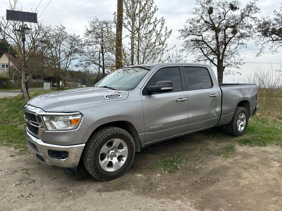 RAM 1500 Longbed Crew Cab RAM 1500 5.7 V8 HEMI na miejscu 4x4 Już w Polsce