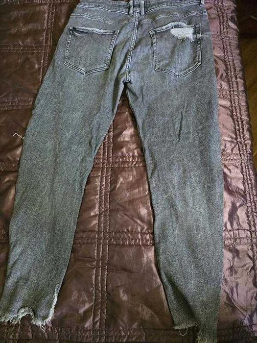 Джинсы узкие (пояс 44)-серые рваные от Zara man (34) + графитовые Brave Soul