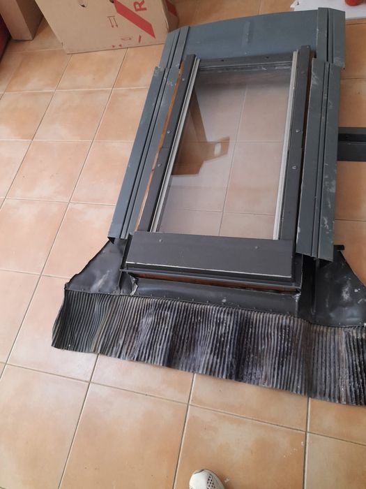 Janela  de sótão Velux