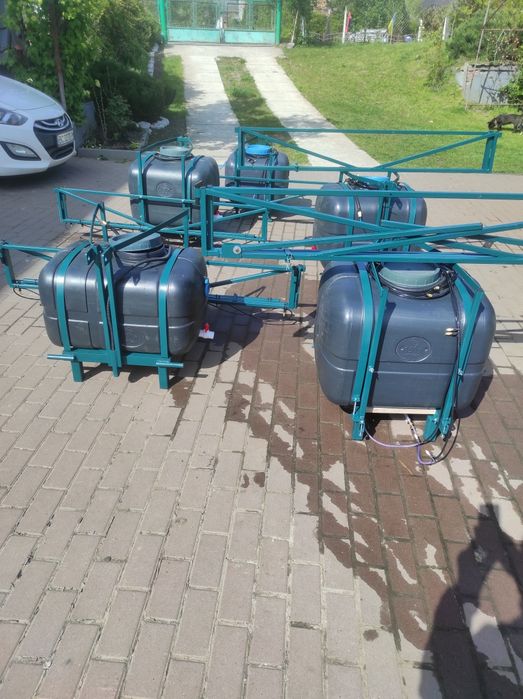 Оприскувач навісний для тракторів і мінітракторів