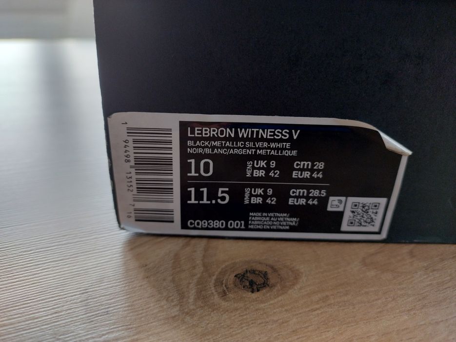 LEBRON WITNES V/ 44/28 / Nowe !