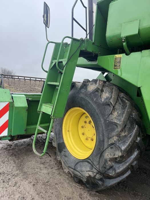 Свіжопривезений комбайн John Deere 1075 жатка 4,2м