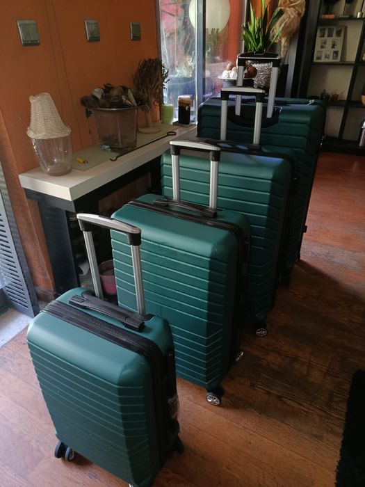 Malas de viagem em excelente estado
