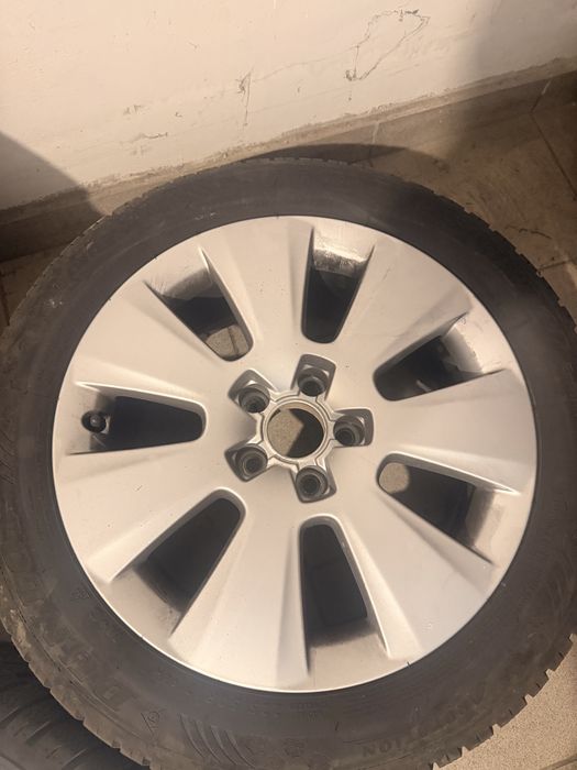 Felgi orginalne audi 17cali.  7.5Jx17H2 ET28