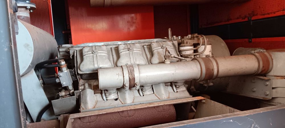Gerador industrial de. 73ka.