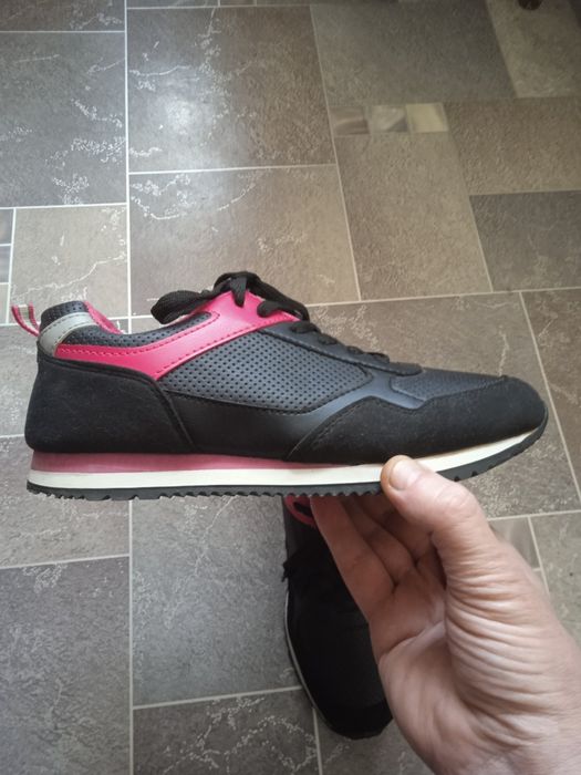 Кроссовки Турция.37р