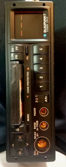Магнитола Blaupunkt Essen CR31