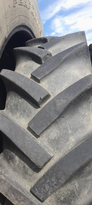 Sprzedam Opony 16.9 R30 2szt