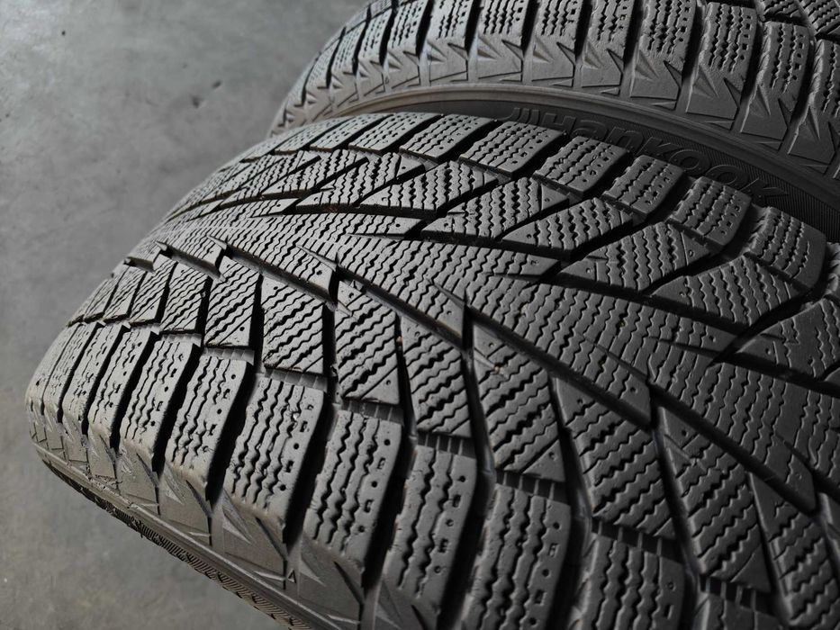 2шт R17 215 50 шини зимові Hankook Winter I*cept IZ2 W616 агресивні арктичні Корея
