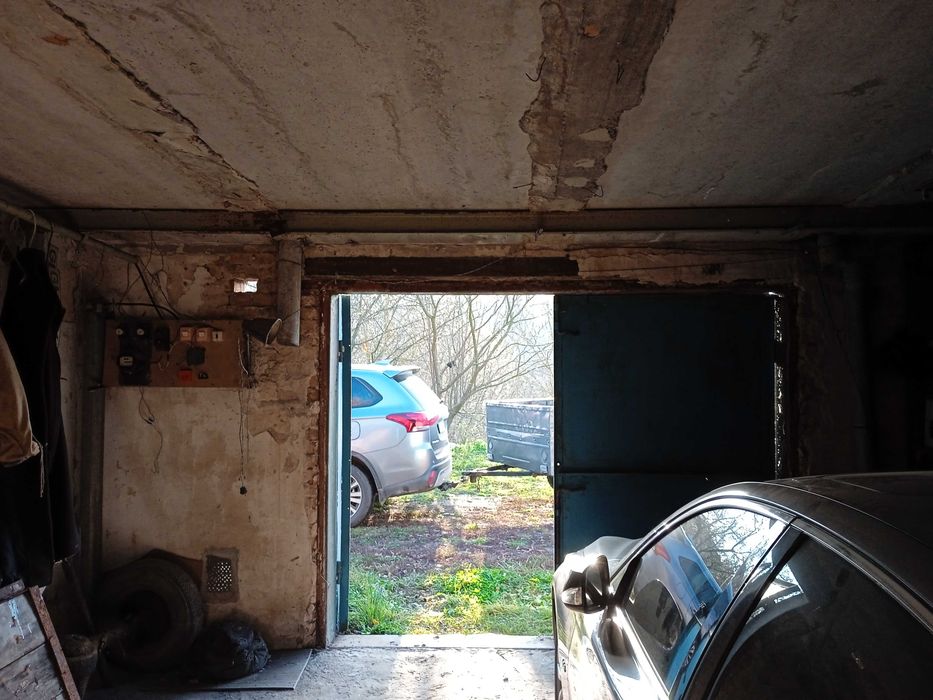 гараж капітальний