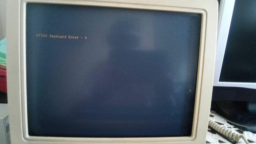 [PC Vintage] Terminal de videotexto DIGITAL VT320 - Ambar
