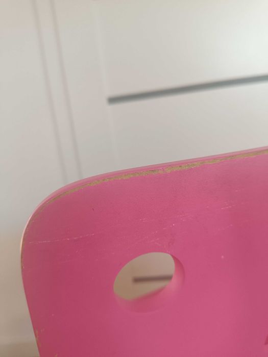 Różowe krzesło obrotowe Ikea Jules