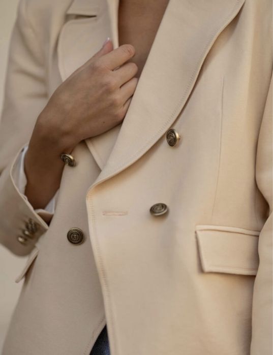 Піджак в стилі олд мані