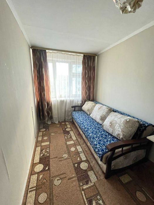 Продаж - кімната в гуртожитку, вул. Патона