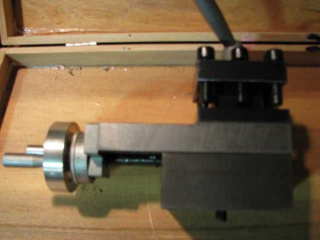 Imak tokarski oraz sanki narzędziowe.