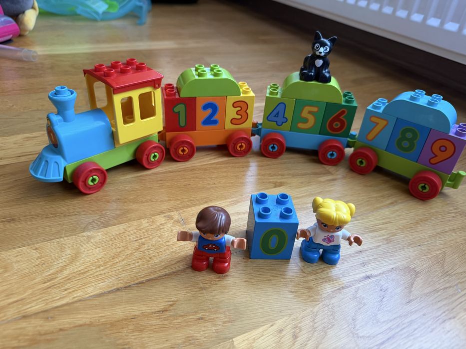 Лего duplo паровозик з цифрами