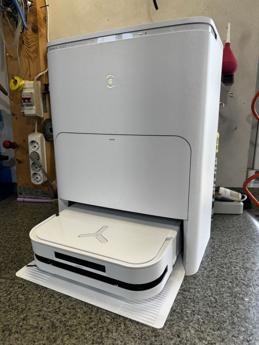 Робот пилосос Ecovacs Deebot X5