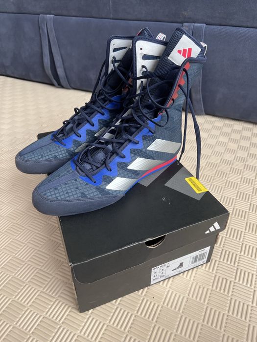 Боксерки Adidas Box Hog 4