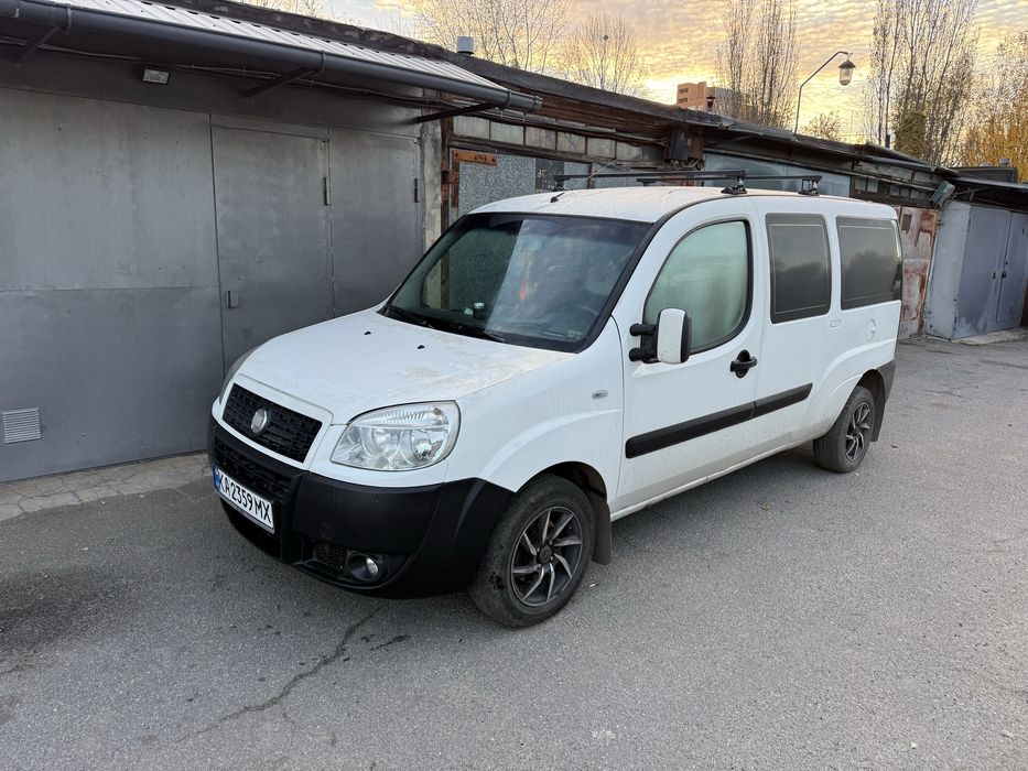 Fiat  добло макси пасажыр 8 мест