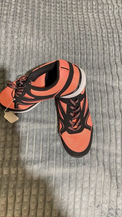 Кроссовки для спорта