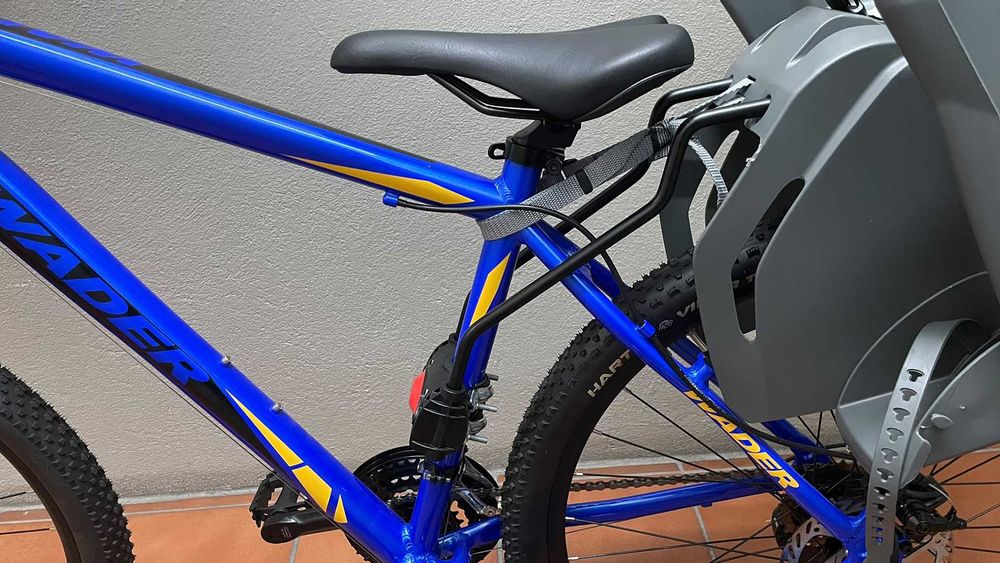Bicicleta 27.5" NOVA c/ cadeira para criança
