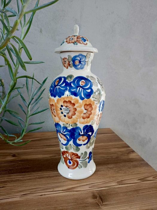 Ręcznie malowany fajans z Włocławka – klasyka polskiego rzemiosła