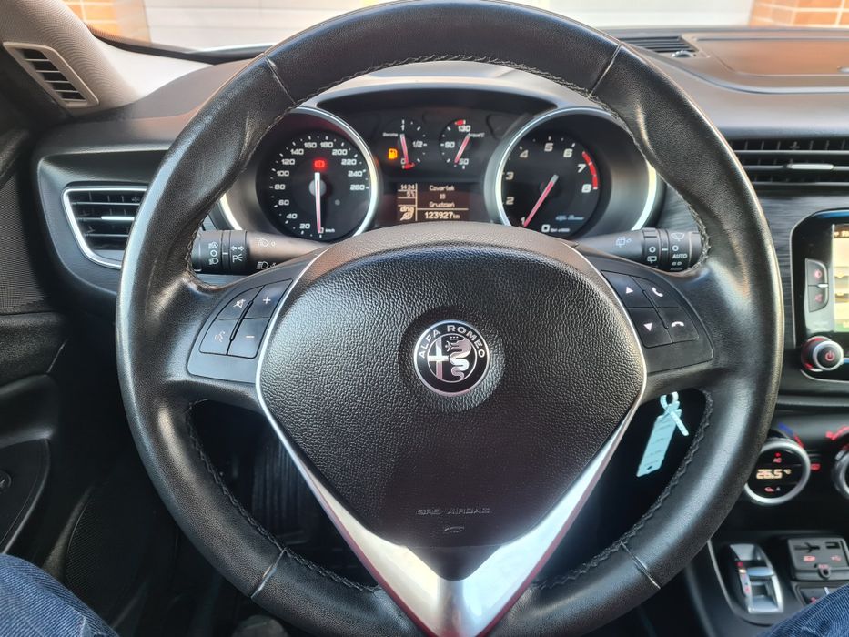 Alfa Romeo GIULIETTA 1.4 TB 150 KM  Multi Air super Nawigacja