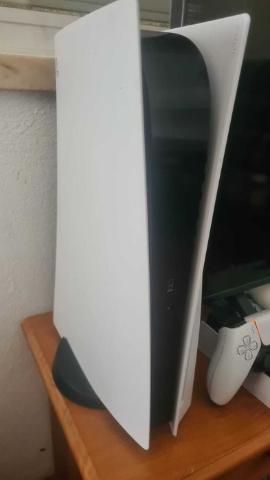 Playstation 5 c/leitor super conservado, + carregador