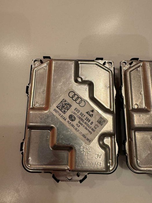 Блок керування фарами Hella 8V0907399B оригінал vw tiguan  Golf 7