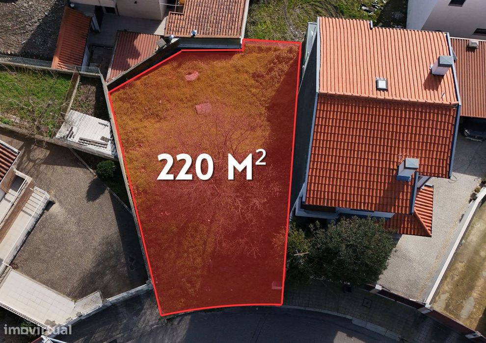 Terreno à venda na Rua da Escola Padre Américo - Campo, Valongo — Campo E Sobrado, Porto