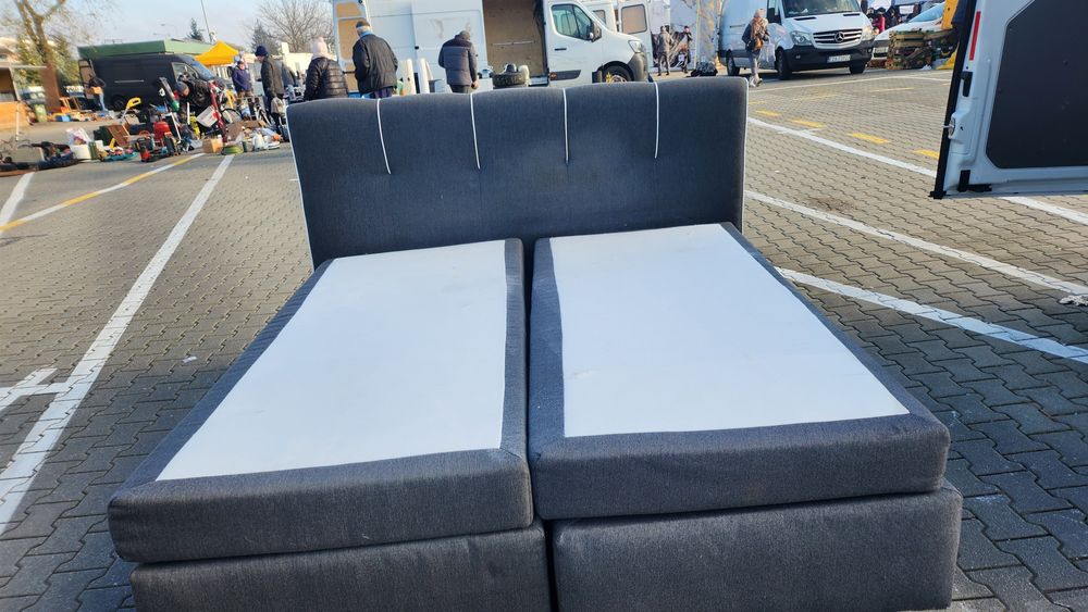 Łóżko sypialniane