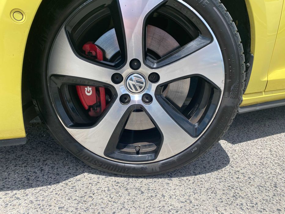 Volkswagen Golf GTI Performance