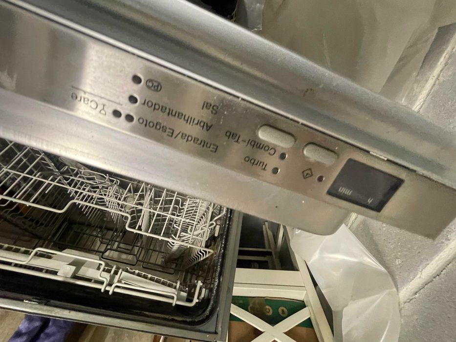 Máquina lavar louça encastrável Miele