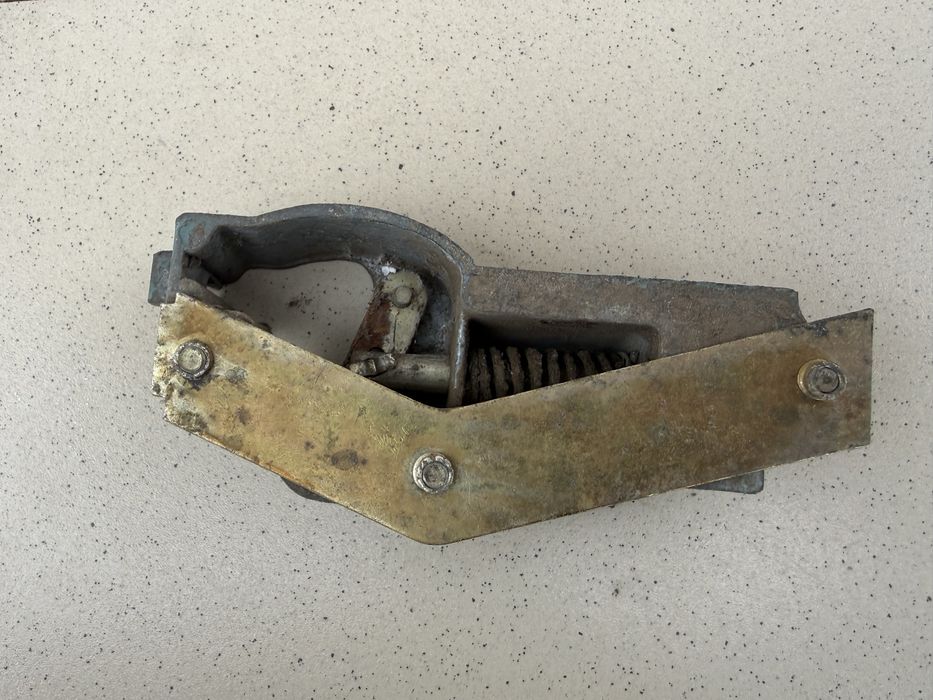 Замок багажника москвич 412, иж 412.